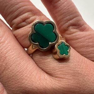 Elegant Gold and Green Clover Ring Set